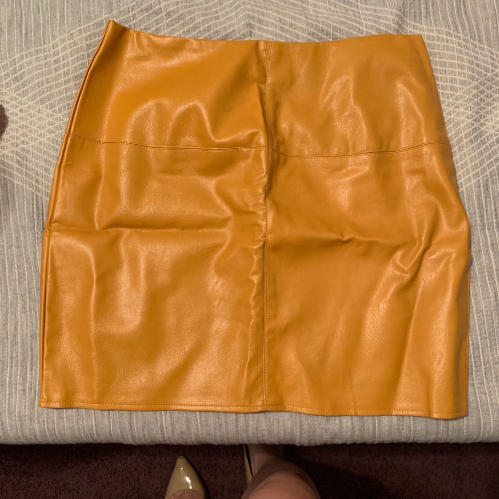 Mustard yellow faux leather mini skirt